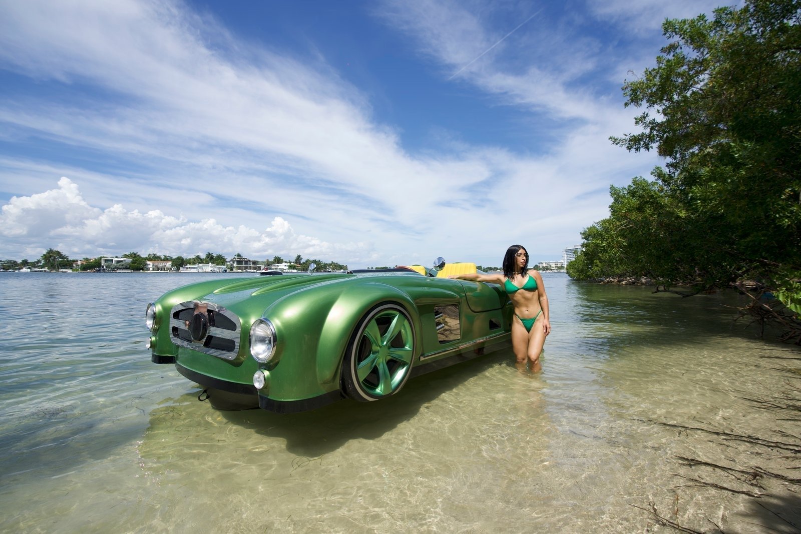 Buy 2026 Watersports Car Series M - Image 2